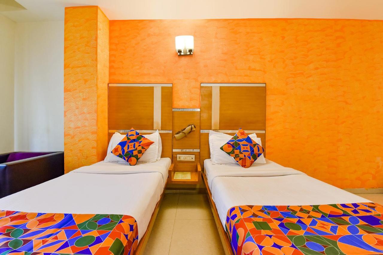 Fabhotel Kadamb Inn Ahmedabad Ngoại thất bức ảnh