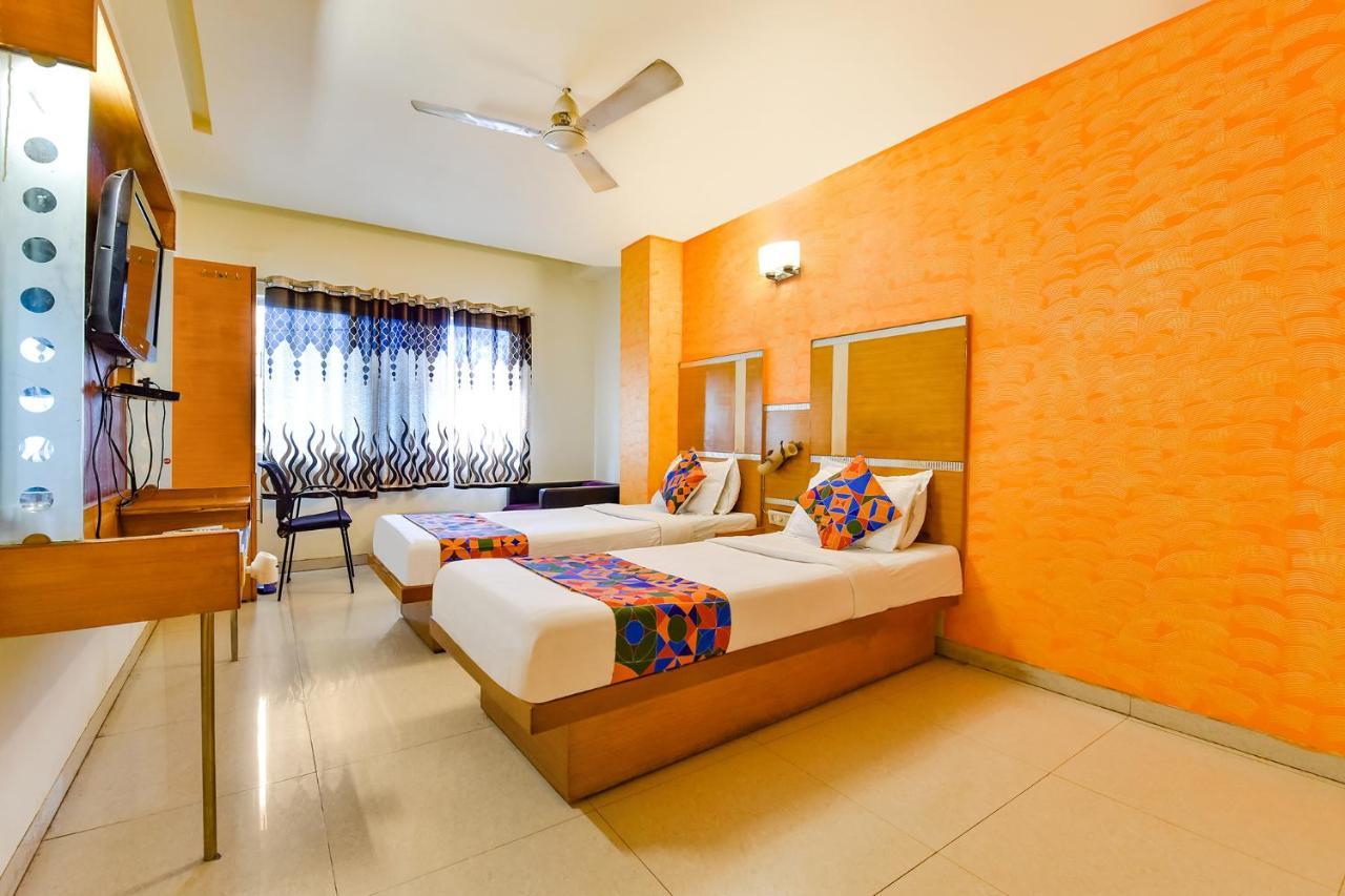 Fabhotel Kadamb Inn Ahmedabad Ngoại thất bức ảnh