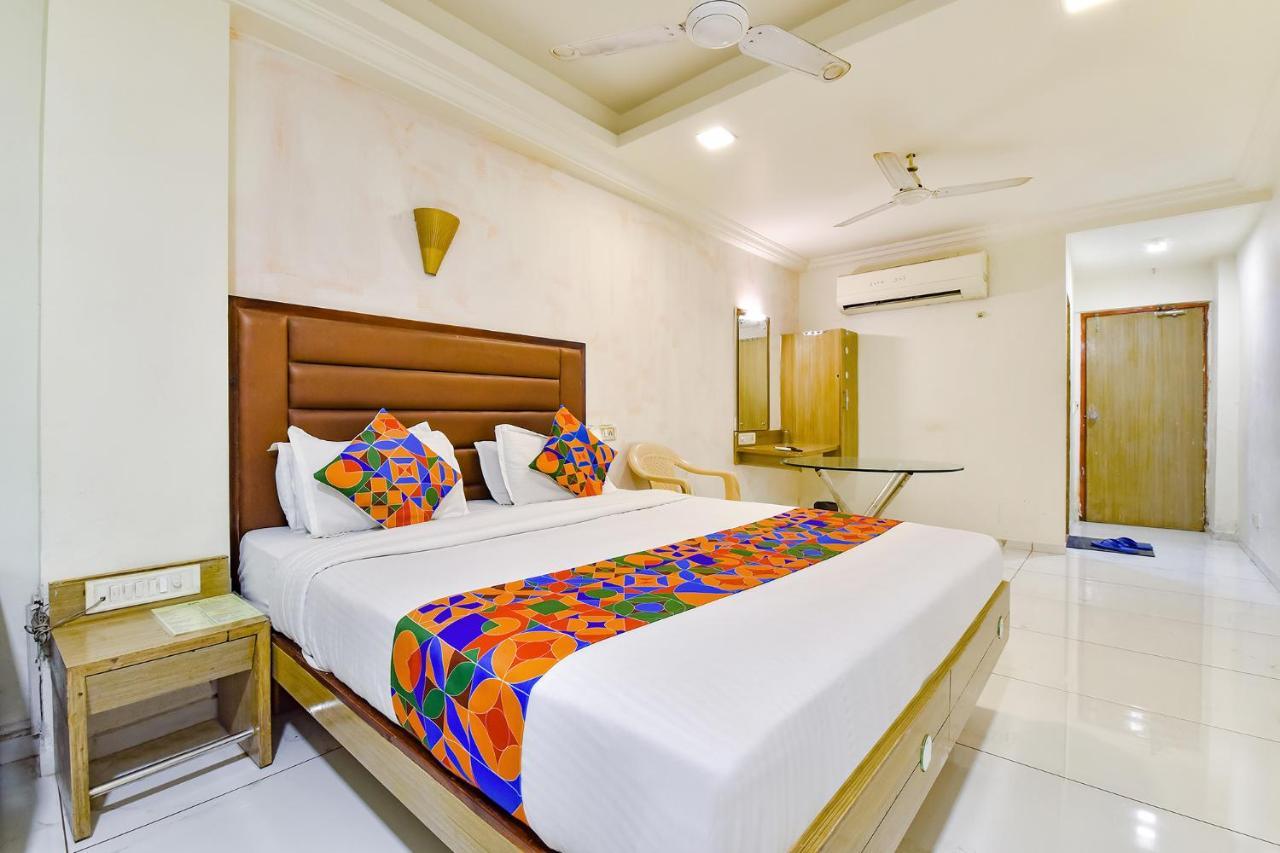 Fabhotel Kadamb Inn Ahmedabad Ngoại thất bức ảnh
