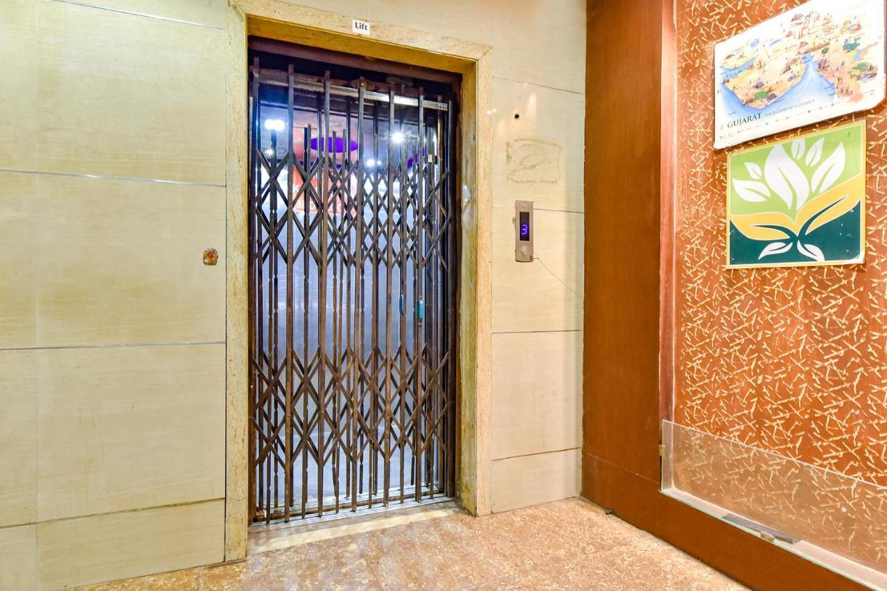 Fabhotel Kadamb Inn Ahmedabad Ngoại thất bức ảnh
