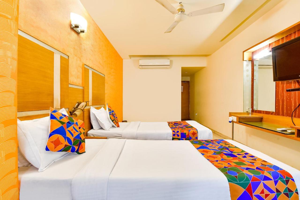 Fabhotel Kadamb Inn Ahmedabad Ngoại thất bức ảnh